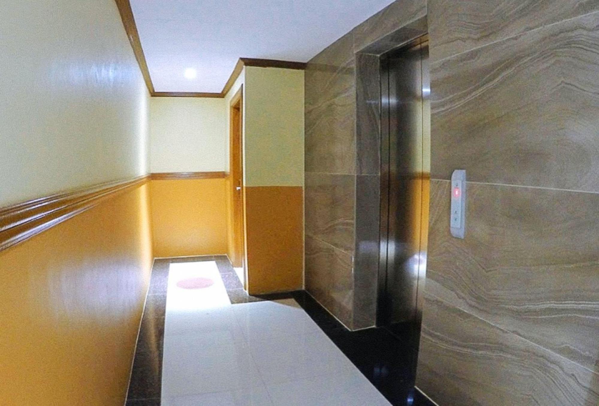 Reddoorz Plus @ Taj Hotel Tuguegarao Екстер'єр фото